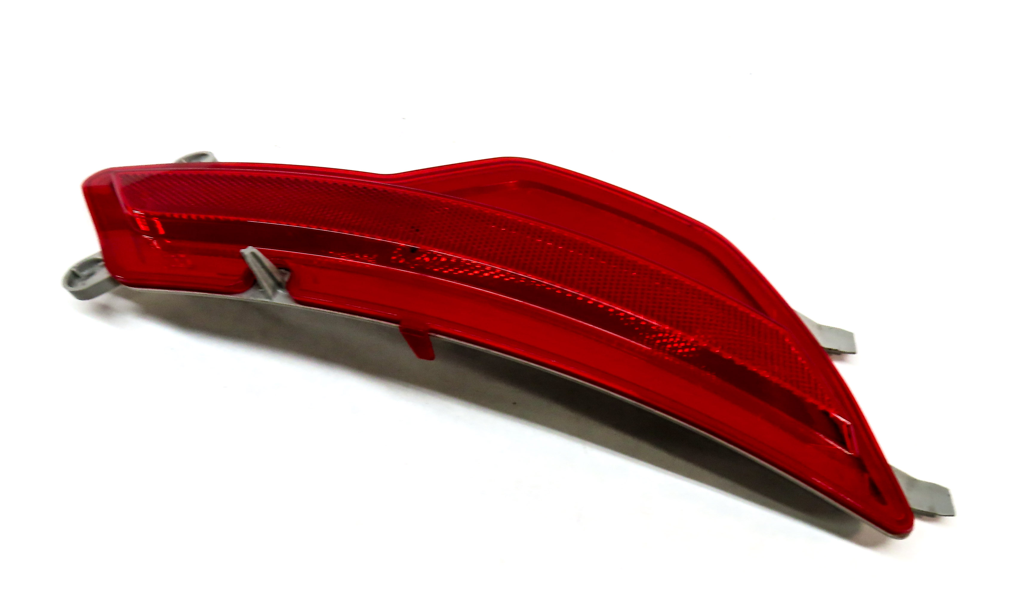 2012 BMW X6 M X6M ///M (E71) REAR RIGHT PASSENGER LOWER BUMPER CORNER REFLECTOR — exact item pictured